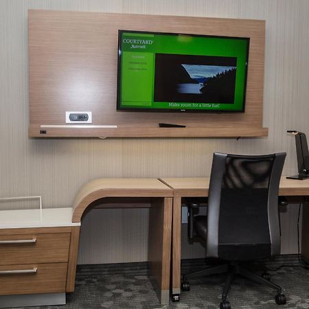 Courtyard By Marriott Morgantown Hotel Buitenkant foto